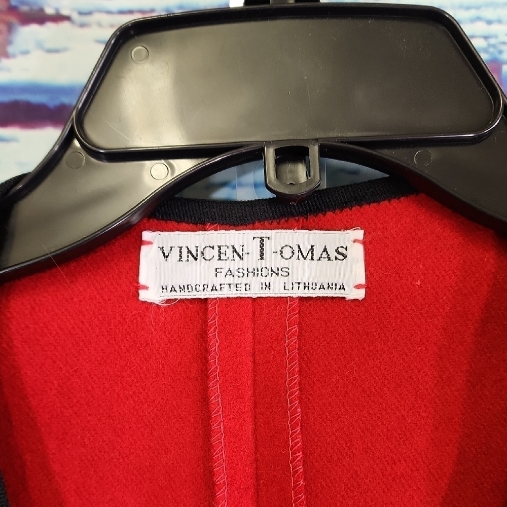 Vintage VINCEN-T-OMAS Red Wool & Leather Jacket with Artistic Design - Picture 2 of 6